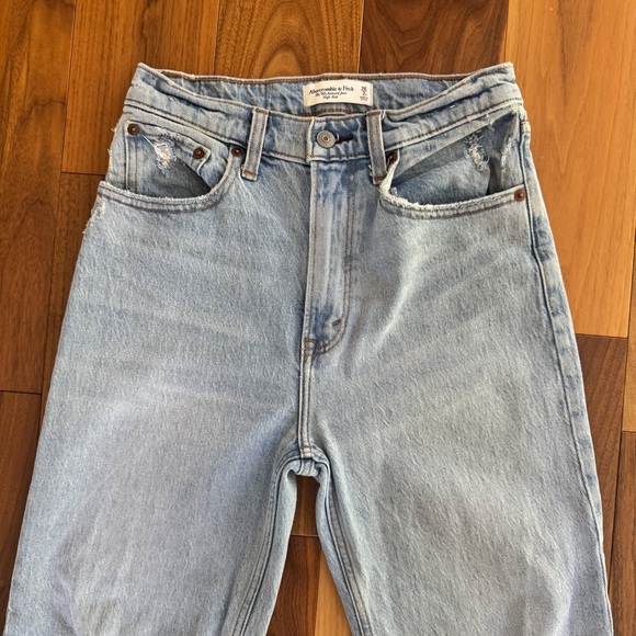 Abercrombie & Fitch The 90s Relaxed Jean High Rise 26 / 2 S - Picture 4 of 14